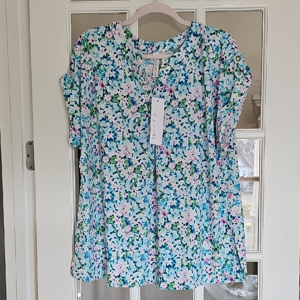 Dear Scarlett BoutiqueWhite and Blue Top Blouse Short Sleeve Nwt XL Fits Like 1X